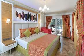 Camelot Boutique Hotel