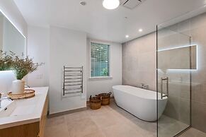 The Carlton Apartments