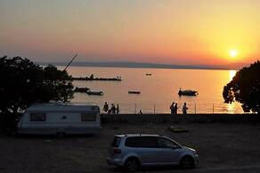 Queen Campagna mobile homes Klenovica