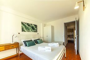 B20 - Sun and Pool Apartment