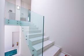 Villa Victor 100m from sea