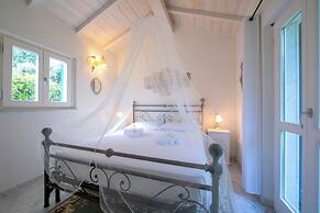 Villa Victor 100m from sea