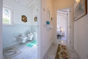 Villa Victor 100m from sea