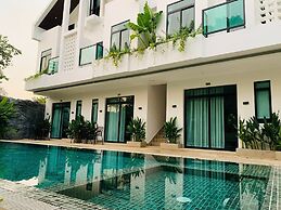 Raing Phnom Bungalow