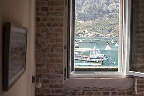 Step to Kotor Bay Guesthouse