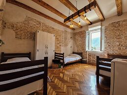 Step to Kotor Bay Guesthouse