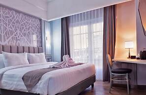 Solia Hotel Yosodipuro Solo