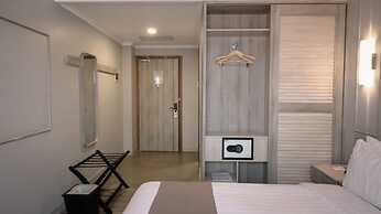 Solia Hotel Yosodipuro Solo