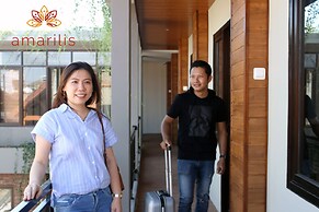 Amarilis near Sam Poo Kong