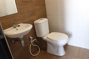 Amarilis near Sam Poo Kong