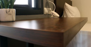 Amarilis near Sam Poo Kong