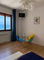 Mondello Beach Rooms