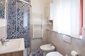 Mondello Beach Rooms