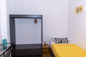 Mondello Beach Rooms