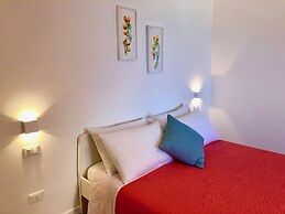 Mondello Beach Rooms