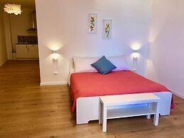 Mondello Beach Rooms