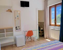 Mondello Beach Rooms