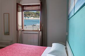 Mondello Beach Rooms