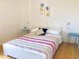 Mondello Beach Rooms