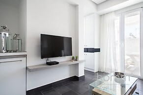 37.5m² homm Penthouse in Athens with 43m² Terrace