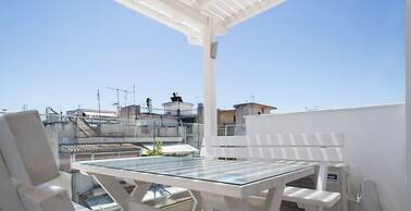 37.5m² homm Penthouse in Athens with 43m² Terrace