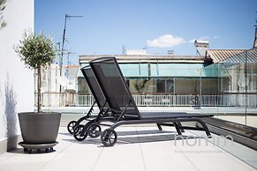 37.5m² homm Penthouse in Athens with 43m² Terrace