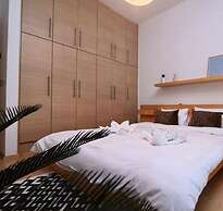 New Apartment in the heart of Koukaki Orlof str