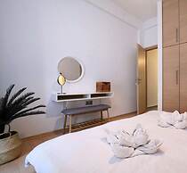 New Apartment in the heart of Koukaki Orlof str