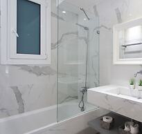 Acropolis homm Urban Oasis