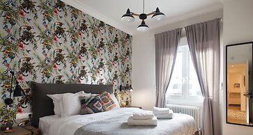 Acropolis homm Urban Oasis