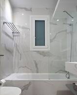 Acropolis homm Urban Oasis