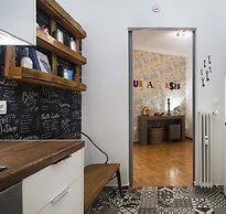 Acropolis homm Urban Oasis