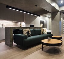 Urban Luxury homm Studio in Piraeus