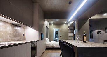 Urban Luxury homm Studio in Piraeus