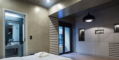Urban Luxury homm Studio in Piraeus