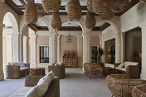 Ansares Hotel