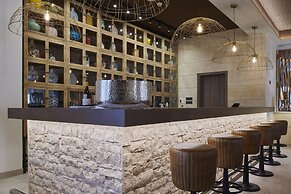 Ansares Hotel