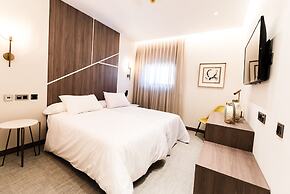 Ansares Hotel