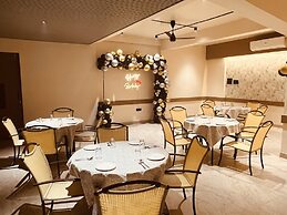 Blue Diamond The Hotel