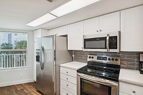 Seacrest 301AB is a 3 BR Gulf front on Okaloosa Island by RedAwning