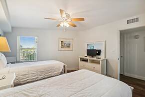 Seacrest 301AB is a 3 BR Gulf front on Okaloosa Island by RedAwning