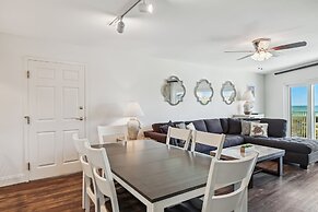 Seacrest 301AB is a 3 BR Gulf front on Okaloosa Island by RedAwning