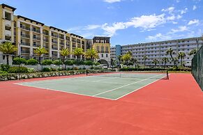 Venus 311 2 Bedroom Condo by Redawning