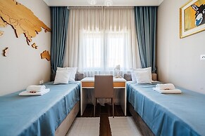Lustica Bay Central