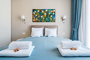 Lustica Bay Central
