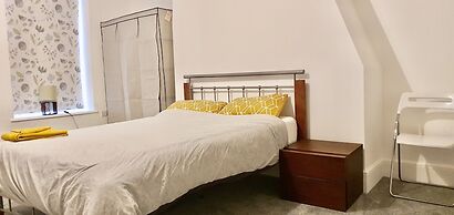 Grace Apartments - Living Stone 2