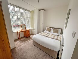 Cherry Property - Pear Suite