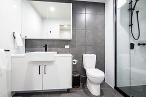 Hedge Apartments by CLLIX