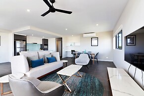 Hedge Apartments by CLLIX