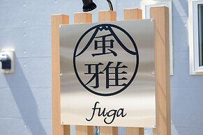 Fuga-B